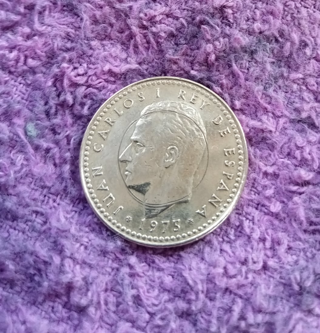 Moneda con defecto de acuñación