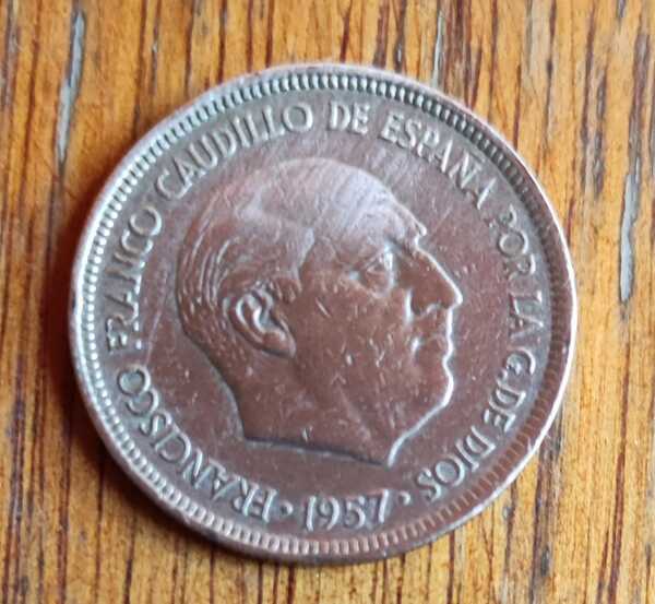 Moneda 5 Pesetas acuñada en 1957 ( Franco )