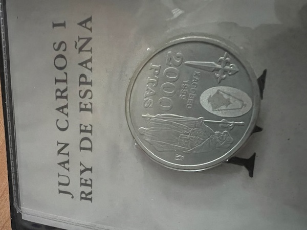 Moneda España 2000 Pesetas año 1999 en cartera original Año Jacobeo - Camino Santiago