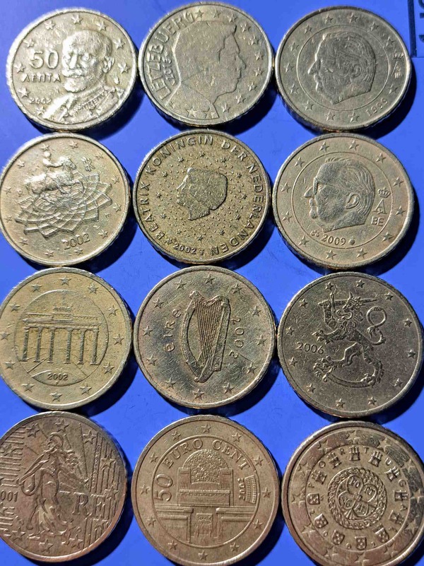 ☆Vendo lote de 12 monedas, (higienizadas) de 50 c de € de distintos países. Ver fotos y descripción.