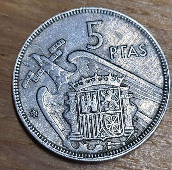 Moneda 5 pesetas Franco 1957  *63