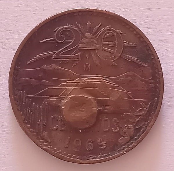 Moneda de 20 centavos 1969 ERROR ACUÑACIÓN