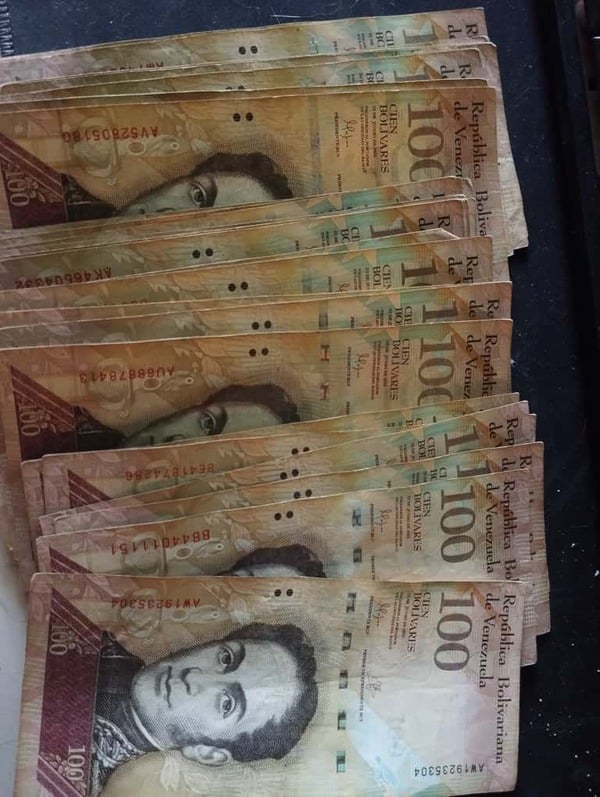 Billetes de 100 Bsf