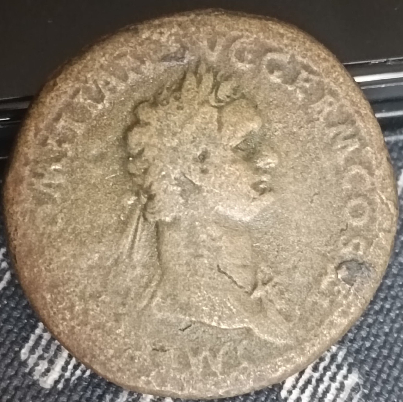 Foto 1 Nicht identifizierte Münze: Moneda romana ?